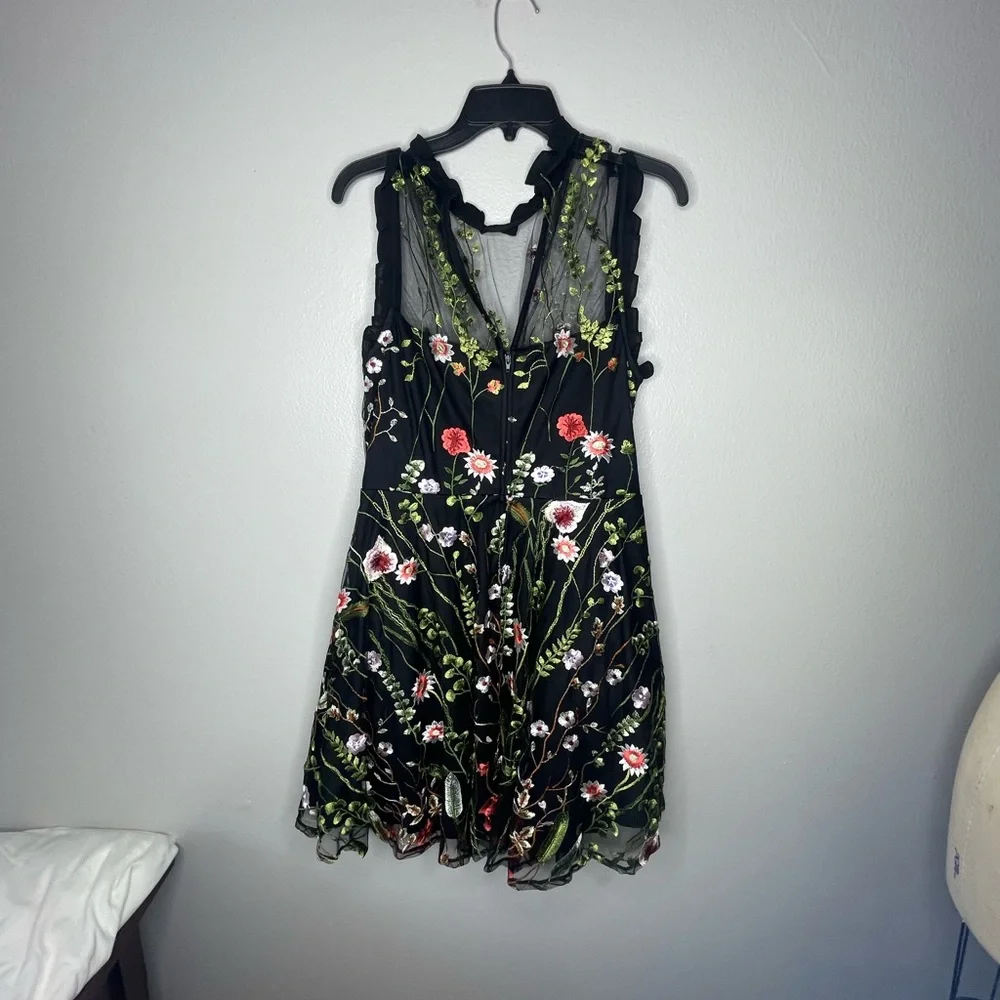 City Studio Macys Black Lace Floral 50s style sleeveless Ruffles Dress Large - Picture 6 of 9